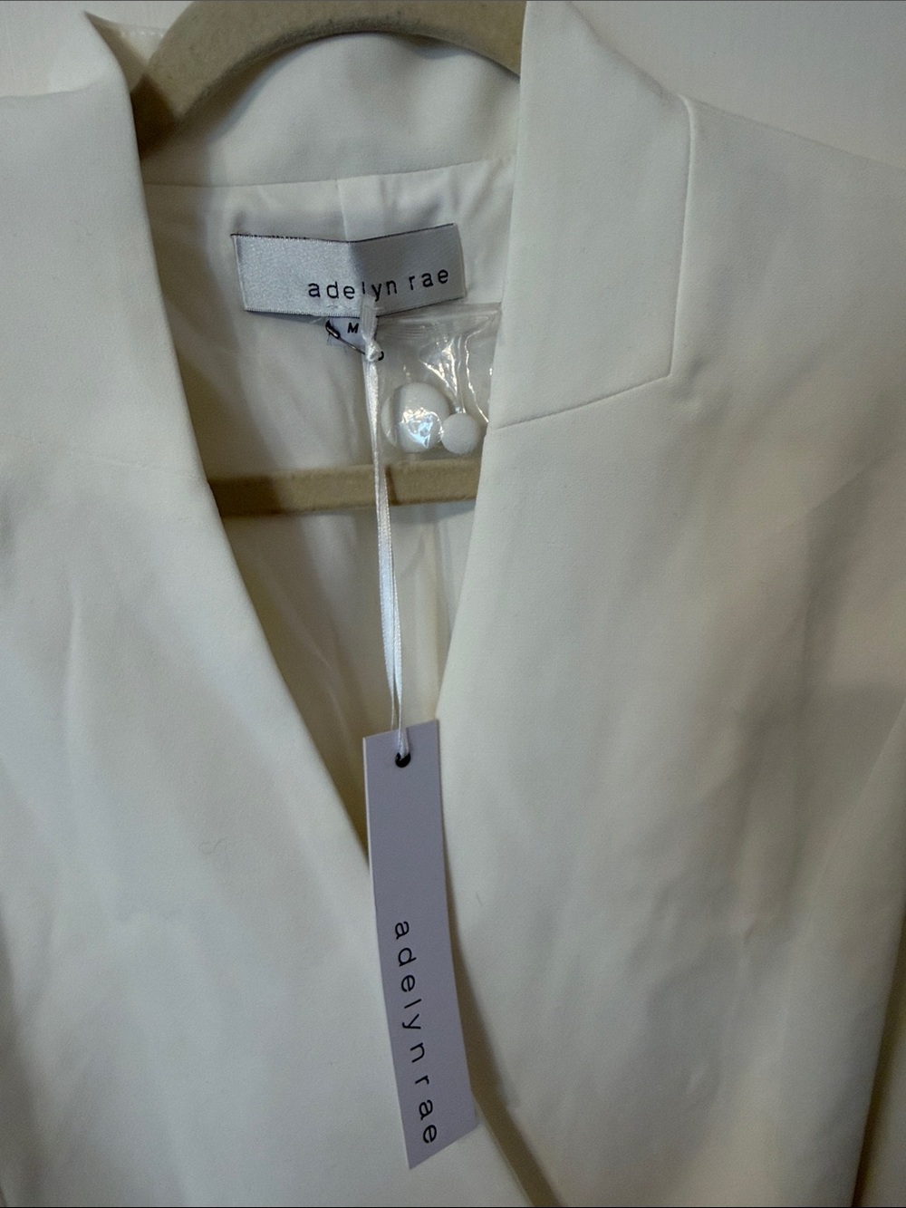 NWT Adelyn Rae Medium Ivory Double-Breasted Belted Blazer Dress - Picture 2 of 3